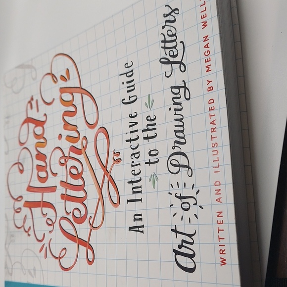 Hand Lettering Book - Picture 4 of 4
